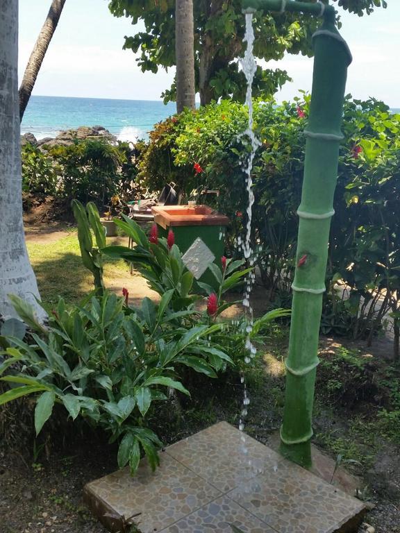 Hotel Cabinas Mar Y Cielo モンテスマ エクステリア 写真