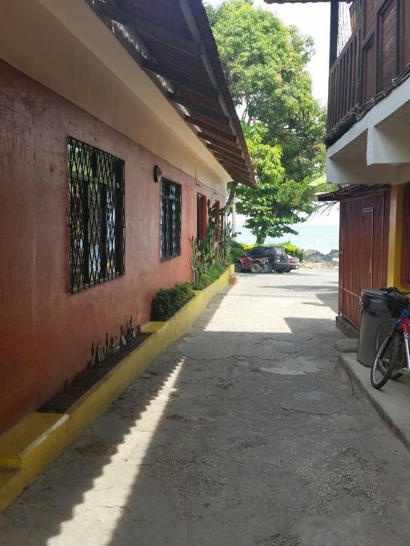 Hotel Cabinas Mar Y Cielo モンテスマ エクステリア 写真